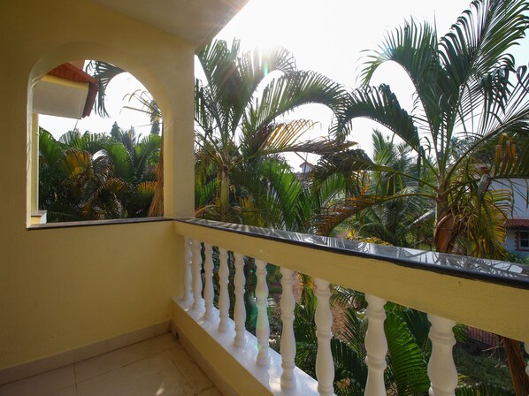 Standard Room | Balcony - OYO 23544 Home Elegant 1BHK Betalbetim (Betalbatim)