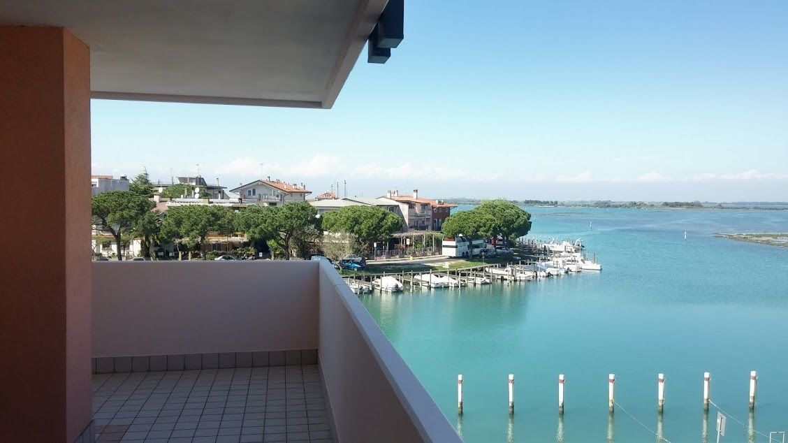 Appartamento panoramico, 2 camere da letto, vista laguna | Vista dalla camera