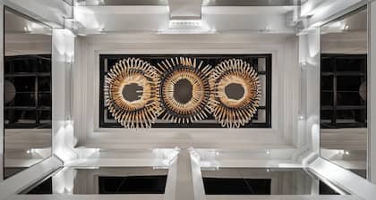 Glass Light Hotel & Gallery, Autograph Collection