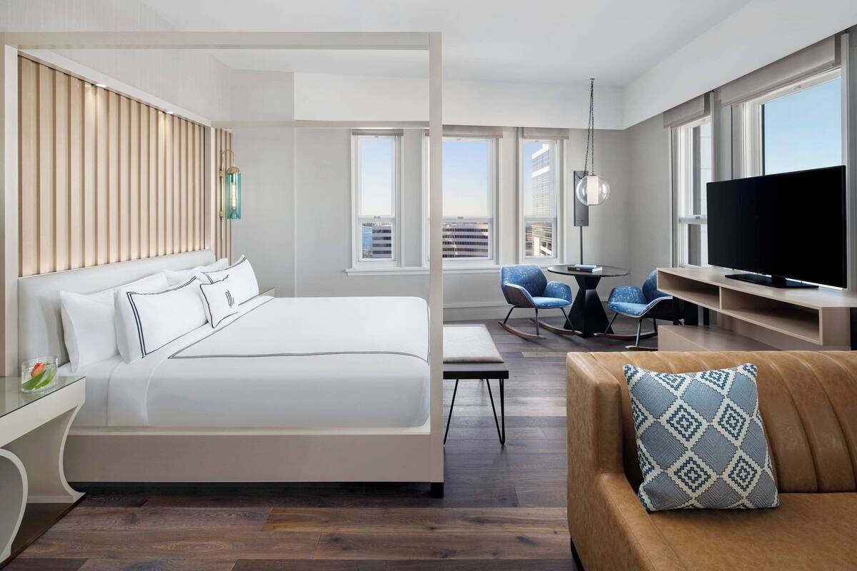 premium bedding, in-room safe, desk, blackout curtains