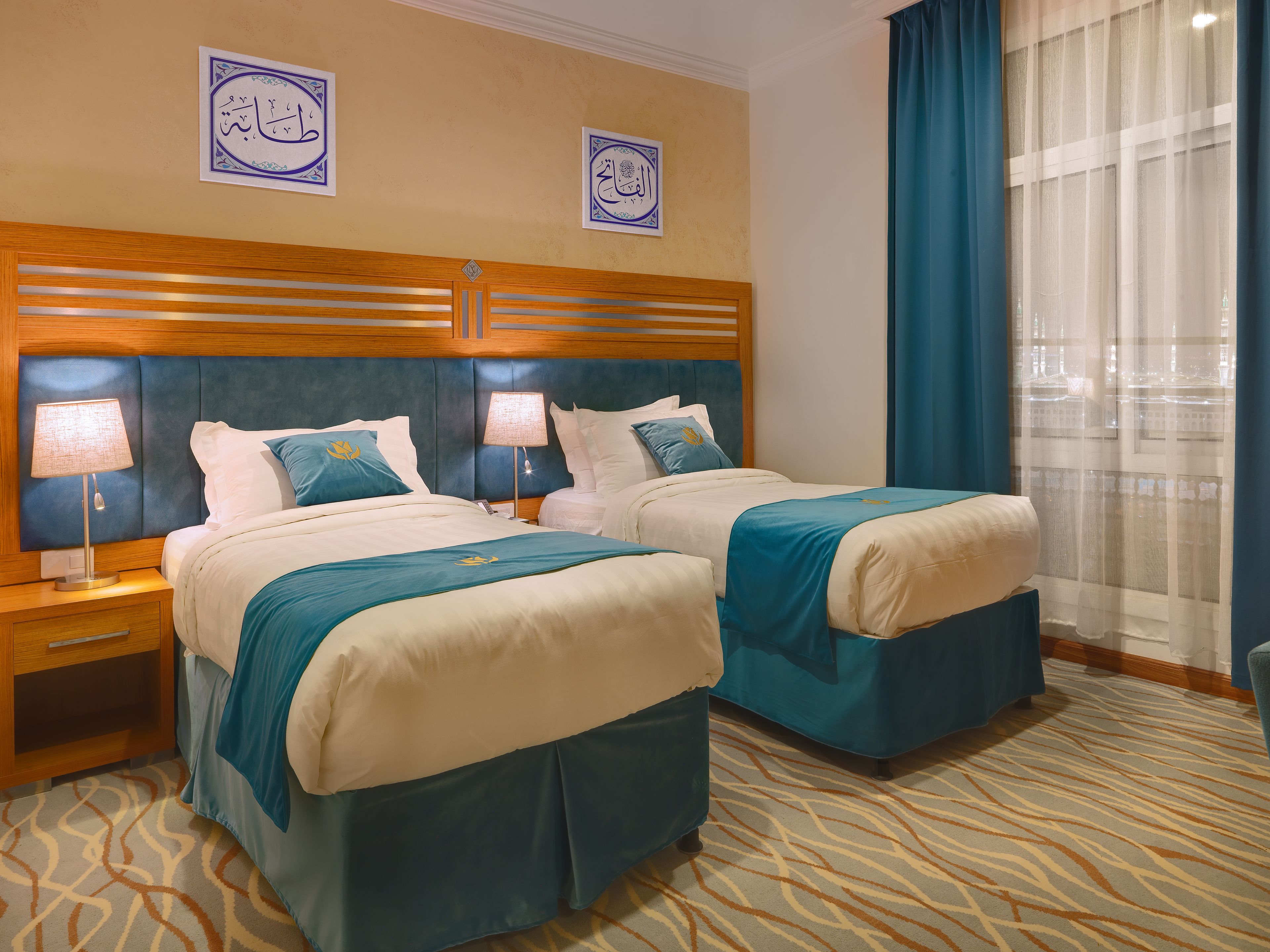 egyptian cotton sheets, premium bedding, in-room safe