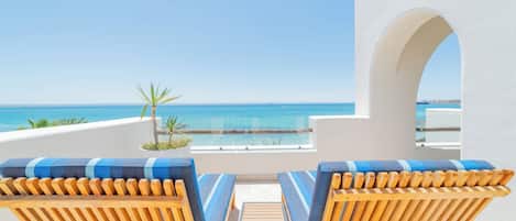 Deluxe Penthouse, 1 Bedroom, Sea View | Balcony