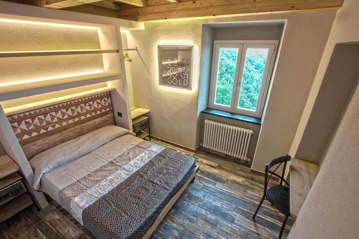 Double Room, Private Bathroom (External) | WiFi (free), bed sheets