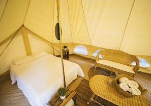 Tent, Shared Bathroom (Emperador - 1 Futon/Every 2 Occupants)