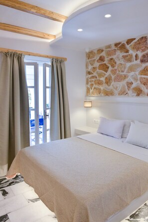 ดีลักซ์อพาร์ทเมนท์ | ตู้นิรภัยในห้องพัก, ห้องเก็บเสียง, เตารีด/โต๊ะรีดผ้า, Wi-Fi ฟรี