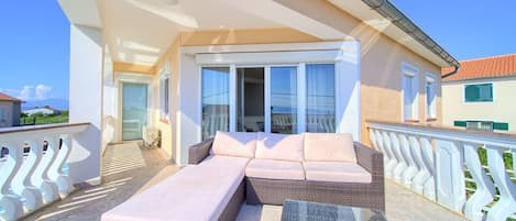 빌라, 전용 수영장 | 발코니