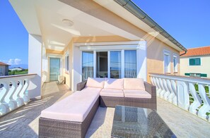 Villa, Private Pool | Balcony - Villa Casa del Sol (Krk)