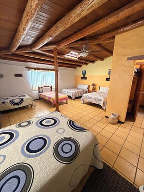 Family Room, Multiple Beds, Non Smoking, Mountain View