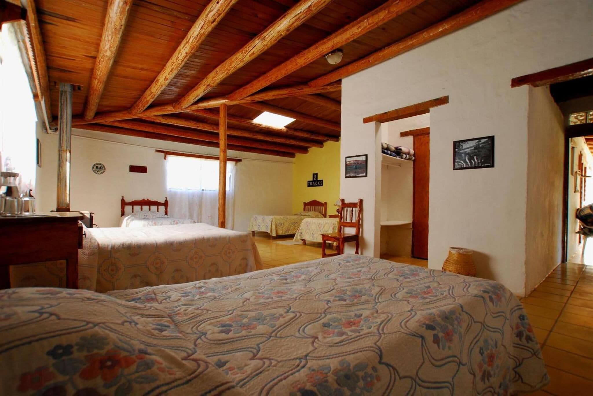 Ropa de cama de alta calidad, decoración personalizada y escritorio 