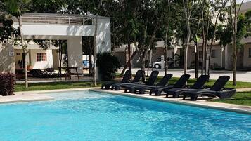 Alberca al aire libre