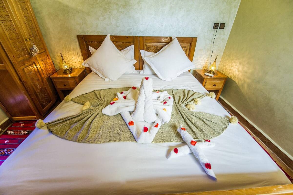 Deluxe Double Room | Minibar, in-room safe, desk, blackout curtains