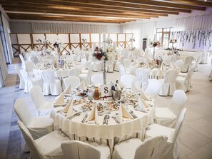 Banquet hall