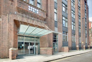 Front of property - Crown Apartments By Week2Week (Newcastle-upon-Tyne)