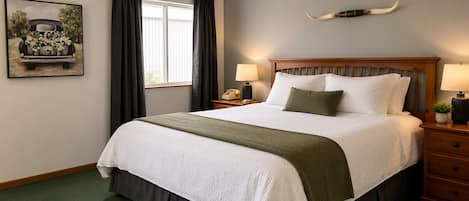 Tabla de planchar con plancha, wifi gratis, ropa de cama