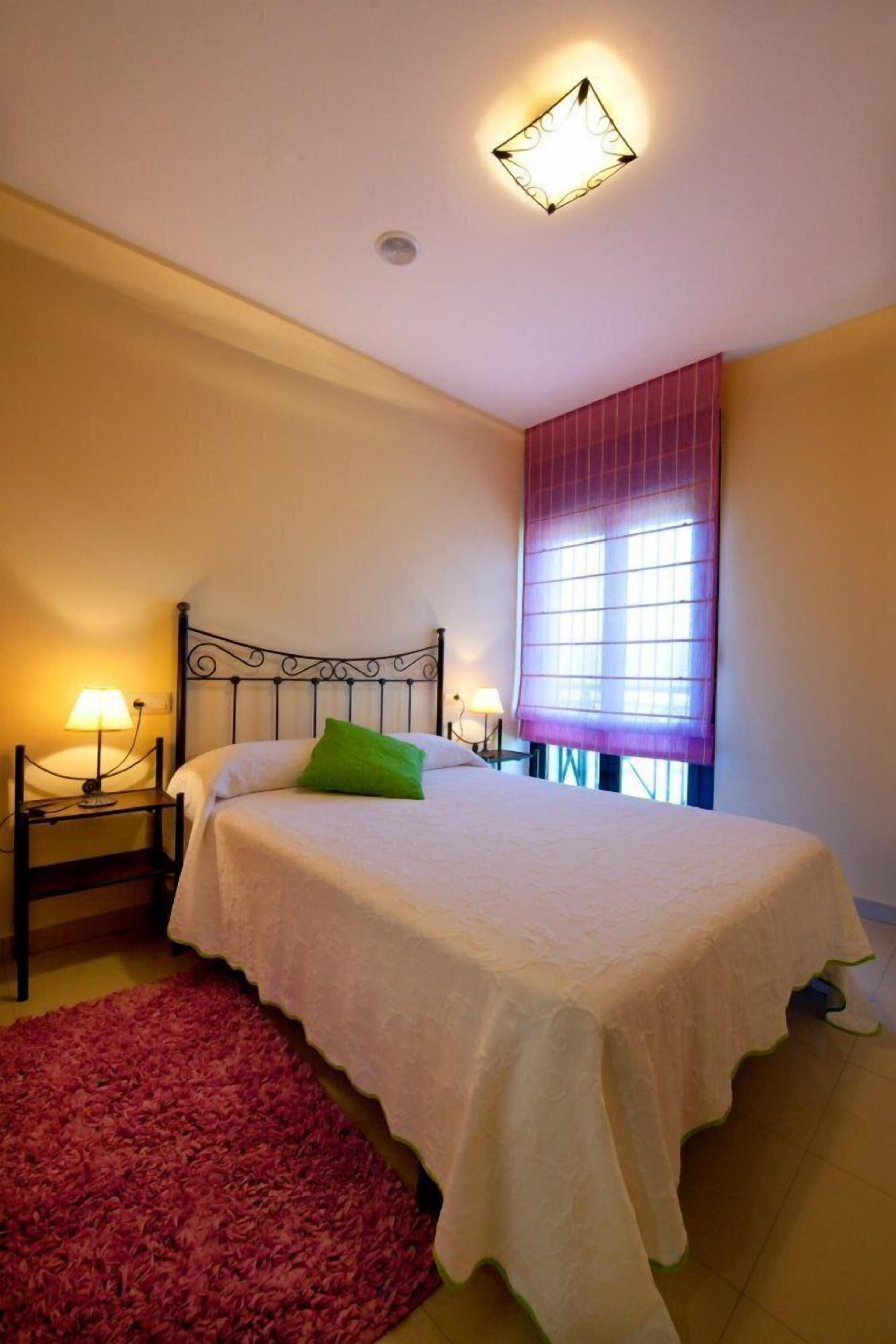 In-room safe, soundproofing, travel cot, free WiFi