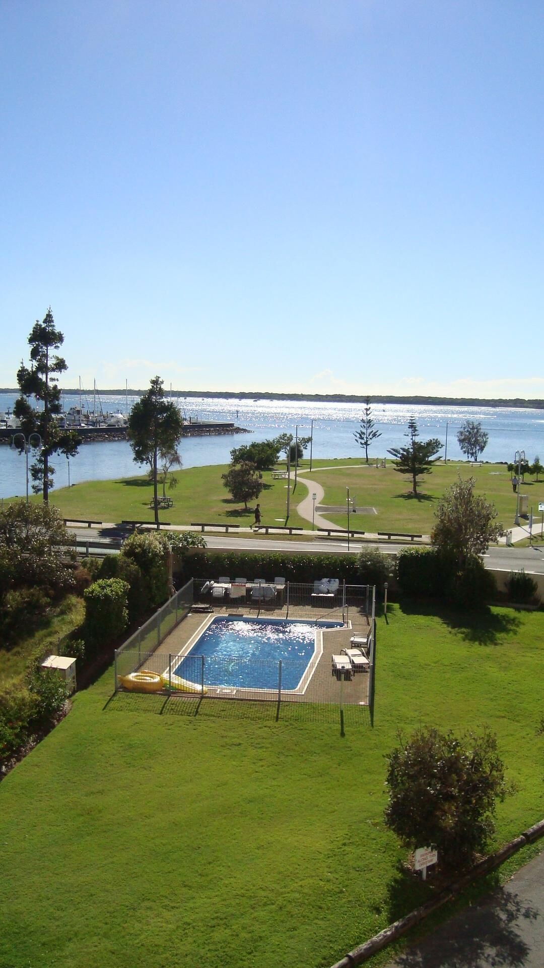 Arcadia - On the Broadwater — image 4