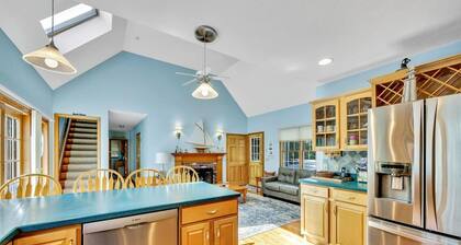 Cinco habitaciones más una sala de juegos totalmente equipada