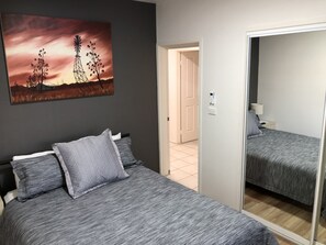 2 bedrooms, iron/ironing board, travel cot, WiFi