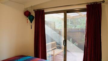 2 chambres, fer et planche Ă repasser, Wi-Fi gratuit, draps fournis