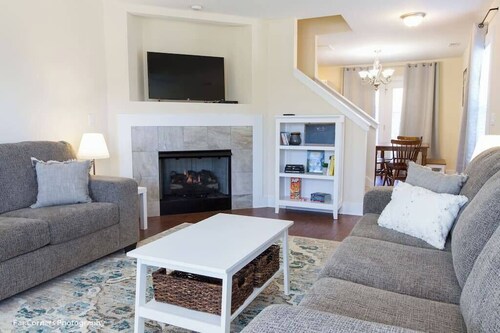 *3 Bedrooms, 10 Min to Downtown, Biltmore, West AVL