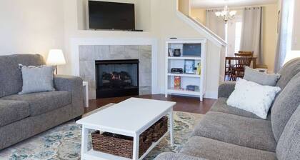 *3 Bedrooms, 10 Min to Downtown, Biltmore, West AVL