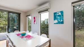 Dining - Lorne Luxury Escape – Peaceful, Family-Friendly with Ocean & Forest Views (Lorne)