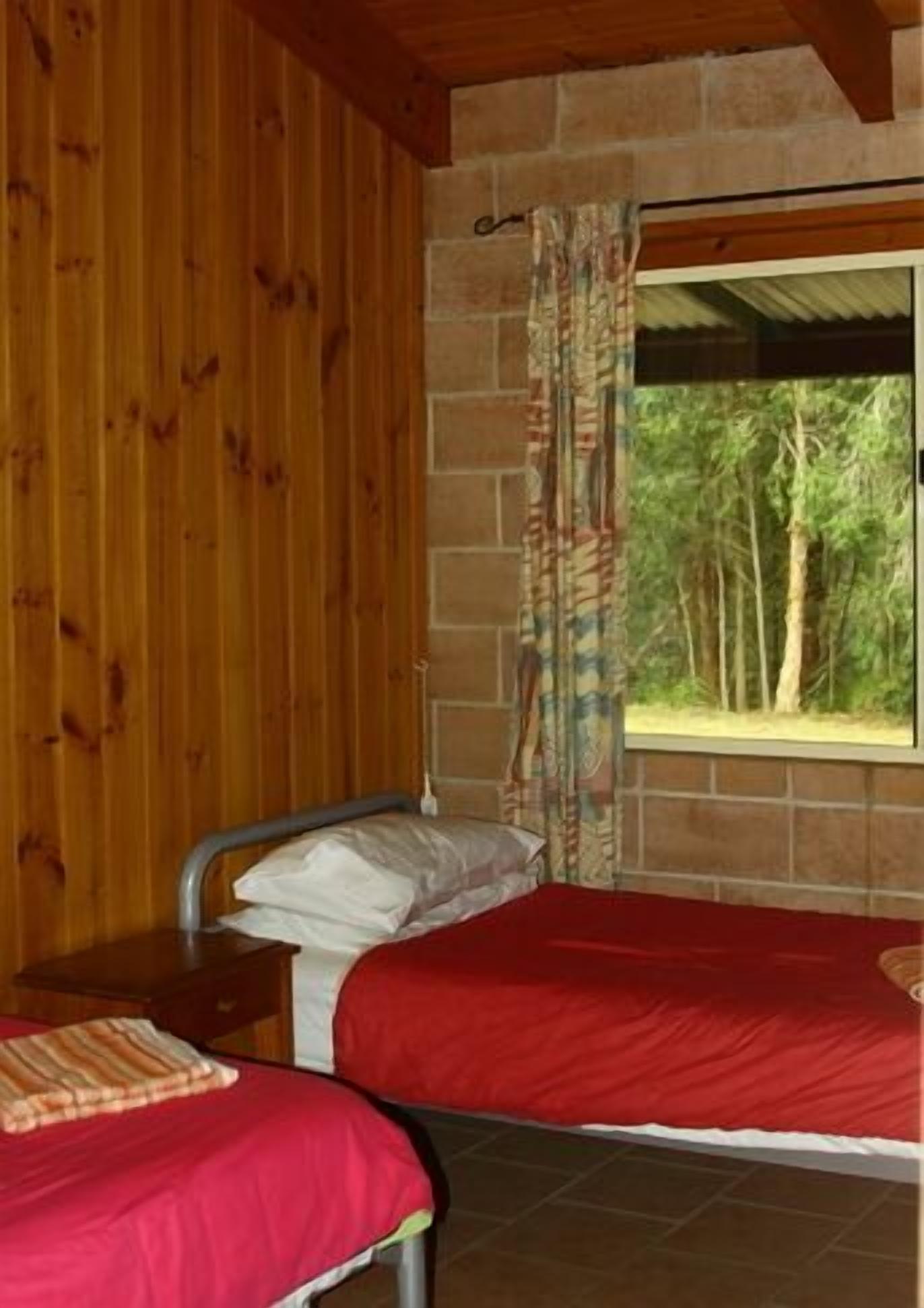 Clyde River Retreat (Carisbrook Lodge)