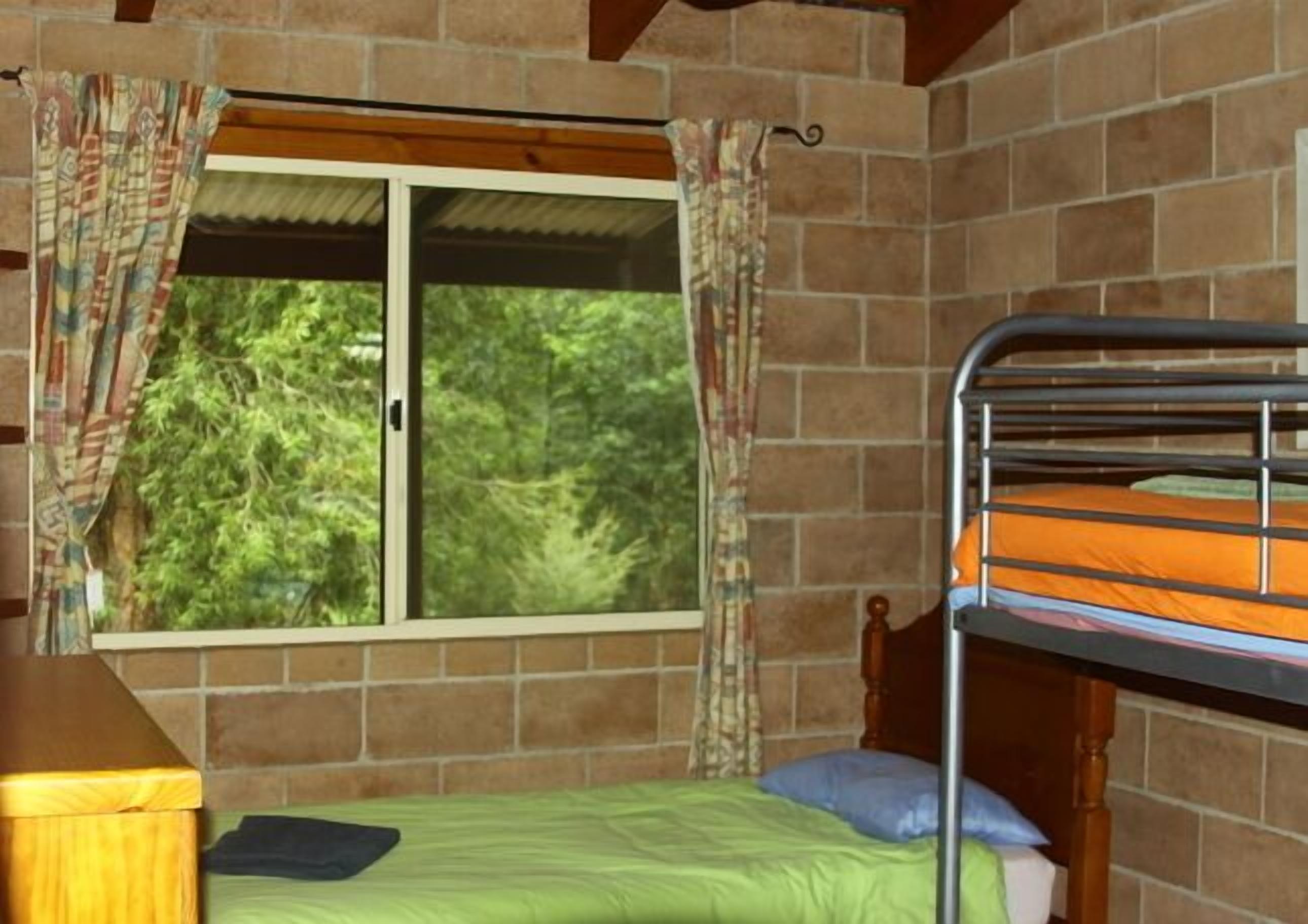 Clyde River Retreat (Carisbrook Lodge)