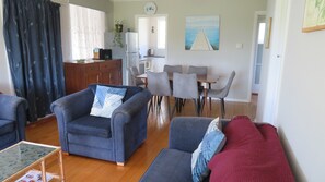 TV, DVD player, books, stereo