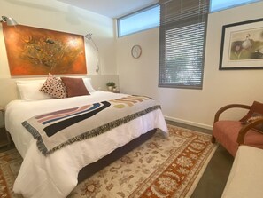 2 bedrooms, iron/ironing board, WiFi - Moriarty Retreat - couple's luxe getaway (Yallingup)
