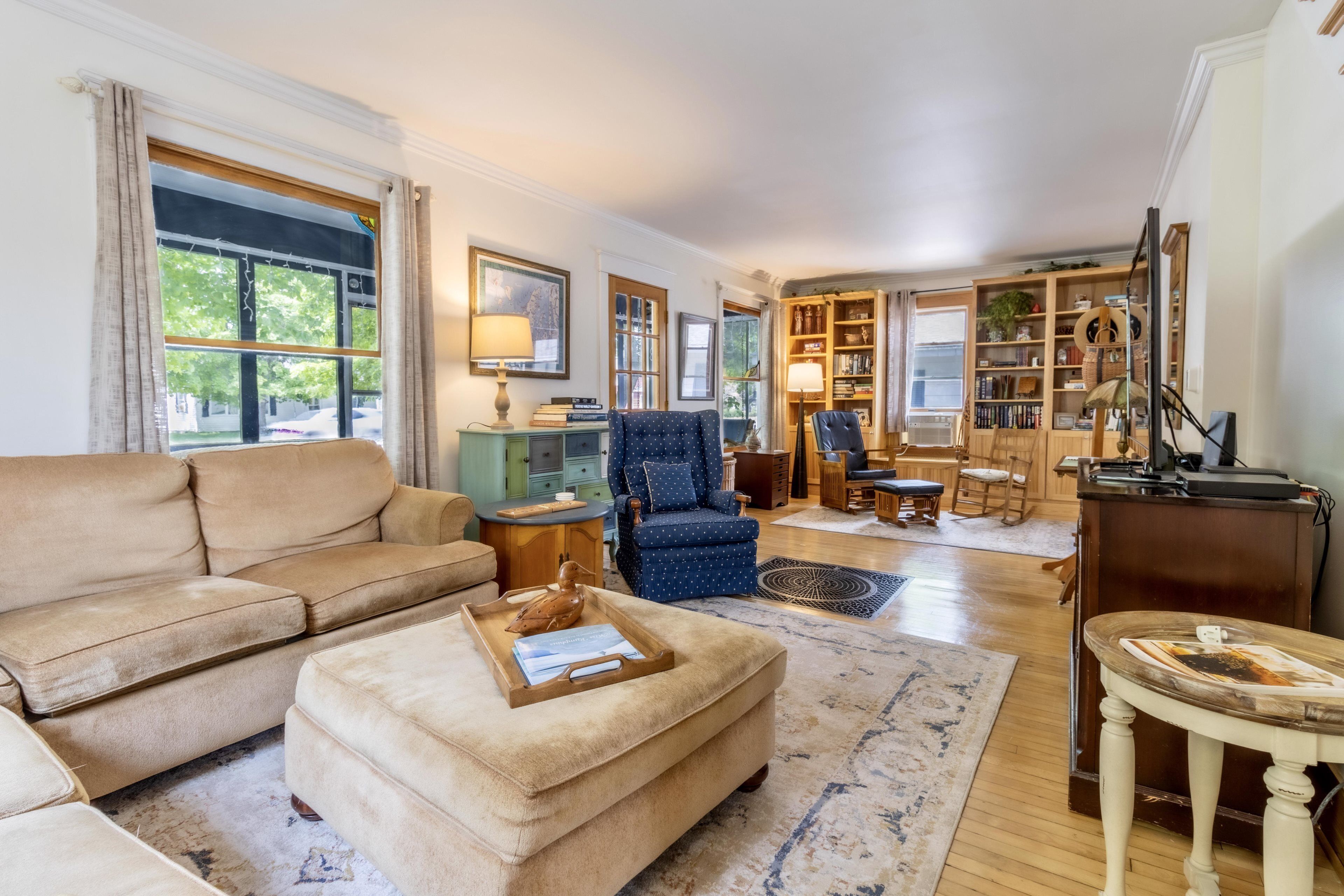 Walk to Downtown Beulah and Crystal Lake