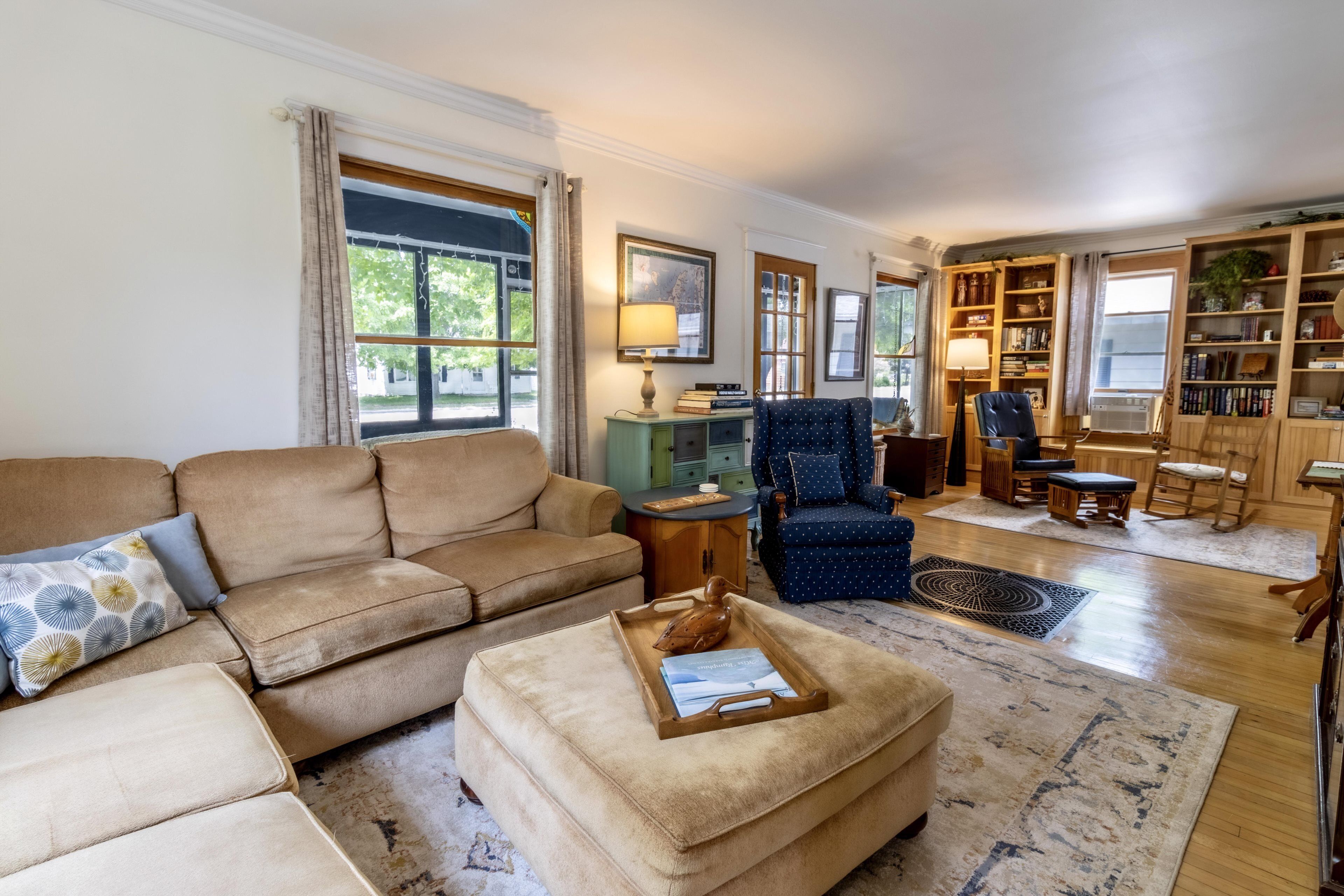 Walk to Downtown Beulah and Crystal Lake