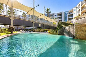 Nicht klassifiziertes Bild, 4 von 56, Schaltfläche