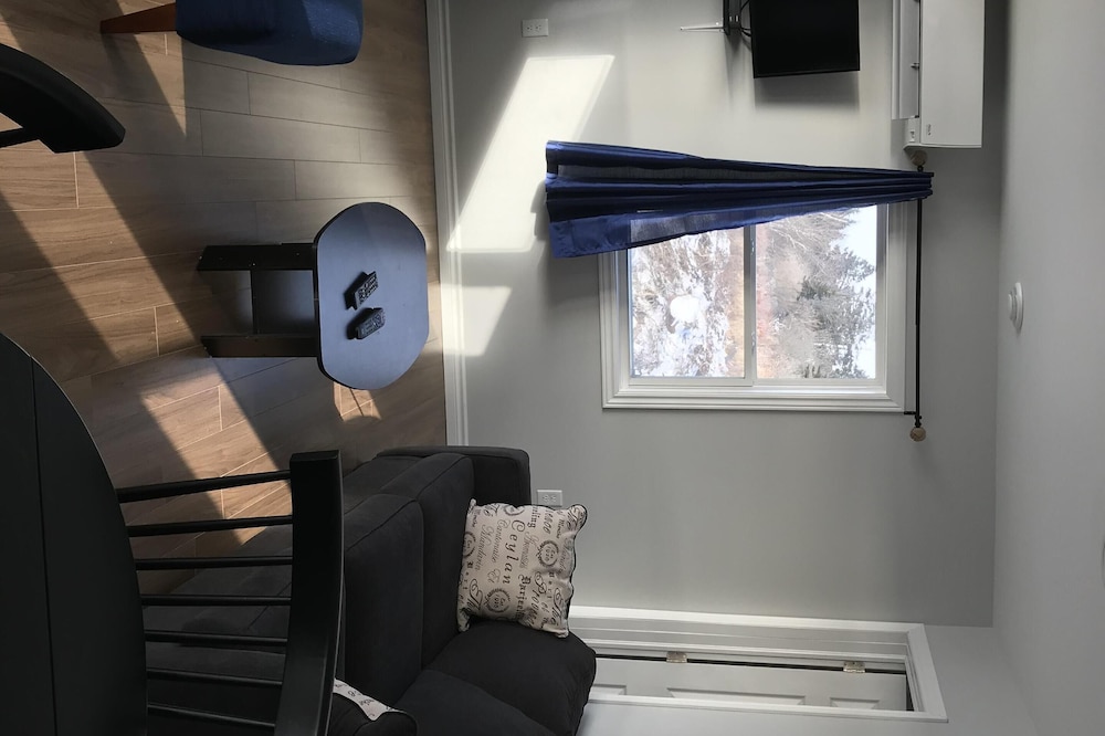 Argyle Sound Cottages 2 bedroom cottages sleeps 4 fridge range washer and dryers