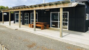 تناول الطعام بالخارج