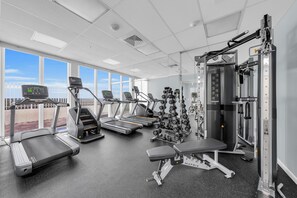 Fitness facility - Apollo Marco Island - Pool, Hot Tub, Balcony & Directly on the Beach (Marco Island)