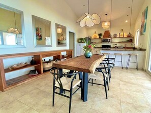 Dining - Luxury Beachfront Villa & Pool (Isla Colon)