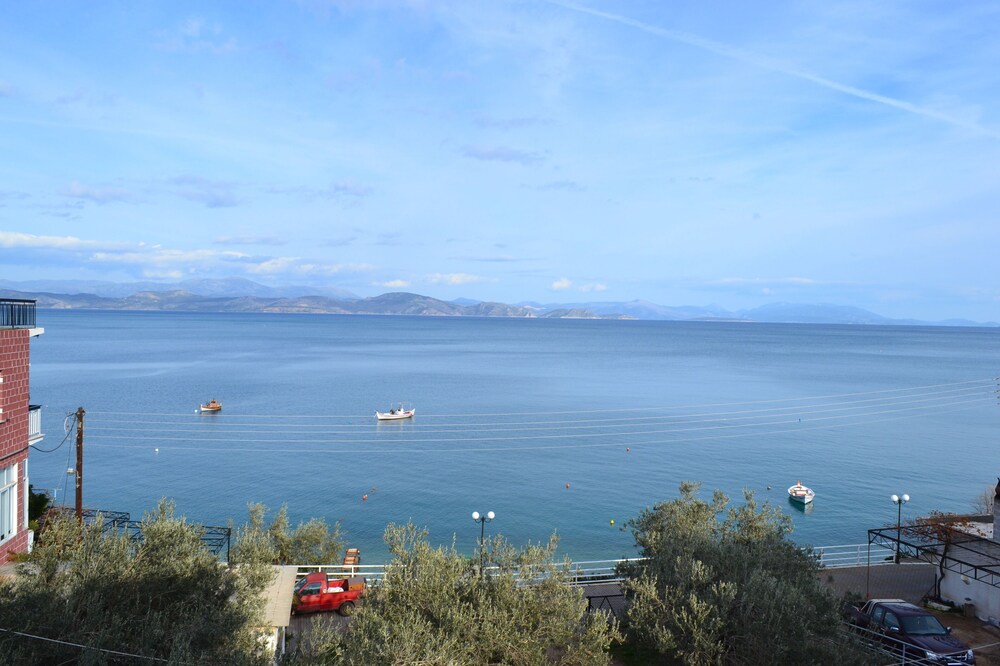 Lovely apartment 30m away from the sea