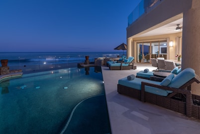 Luxury Villa beachfront on the Costa Azul Beach, Ocean Views, Great Surfing!