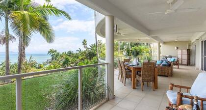 Island Point Villa 2 | Port Douglas