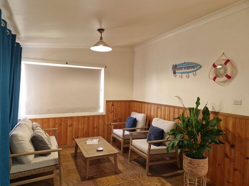 Seahaven Beach House - This brilliant beach house sleeps up to 8 adults and 2 children.