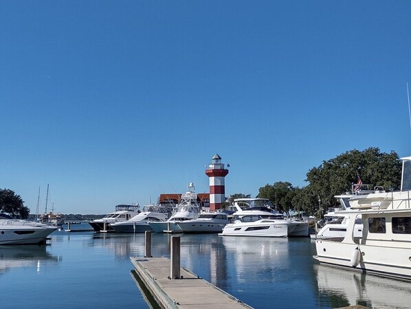 Marina - Golf views, easy access to the beach from 203 Turnberry (Hilton Head Island)