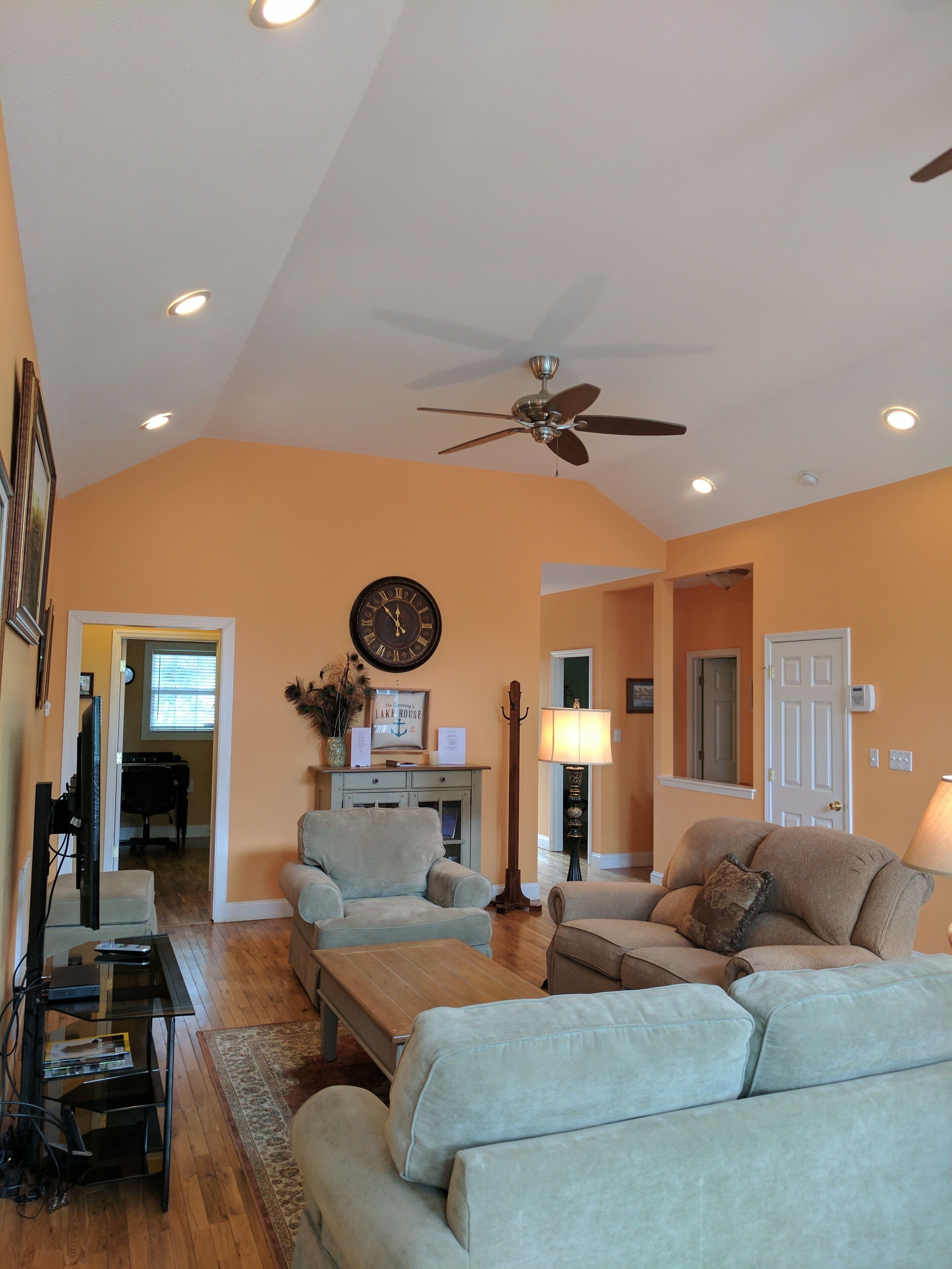 Enjoy Family Time At The Lake