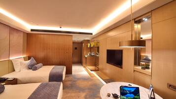Kamar Eksekutif, 1 Tempat Tidur Twin, Boleh Merokok | Bantalan ekstra lembut, isi minibar gratis, dan brankas