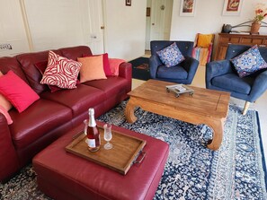 Smart-TV, Kamin, DVD-Player, Tischfußball