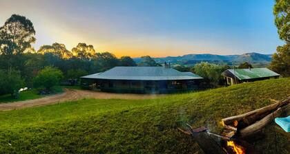 GlynNewydd ist der perfekte Ort, um sich mit Familie und Freunden zu entspannen. Haustiere sind willkommen