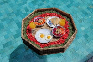 Breakfast meal - Redesigned Villa Amba Laba | 4 min to Seminyak Beach (Seminyak)