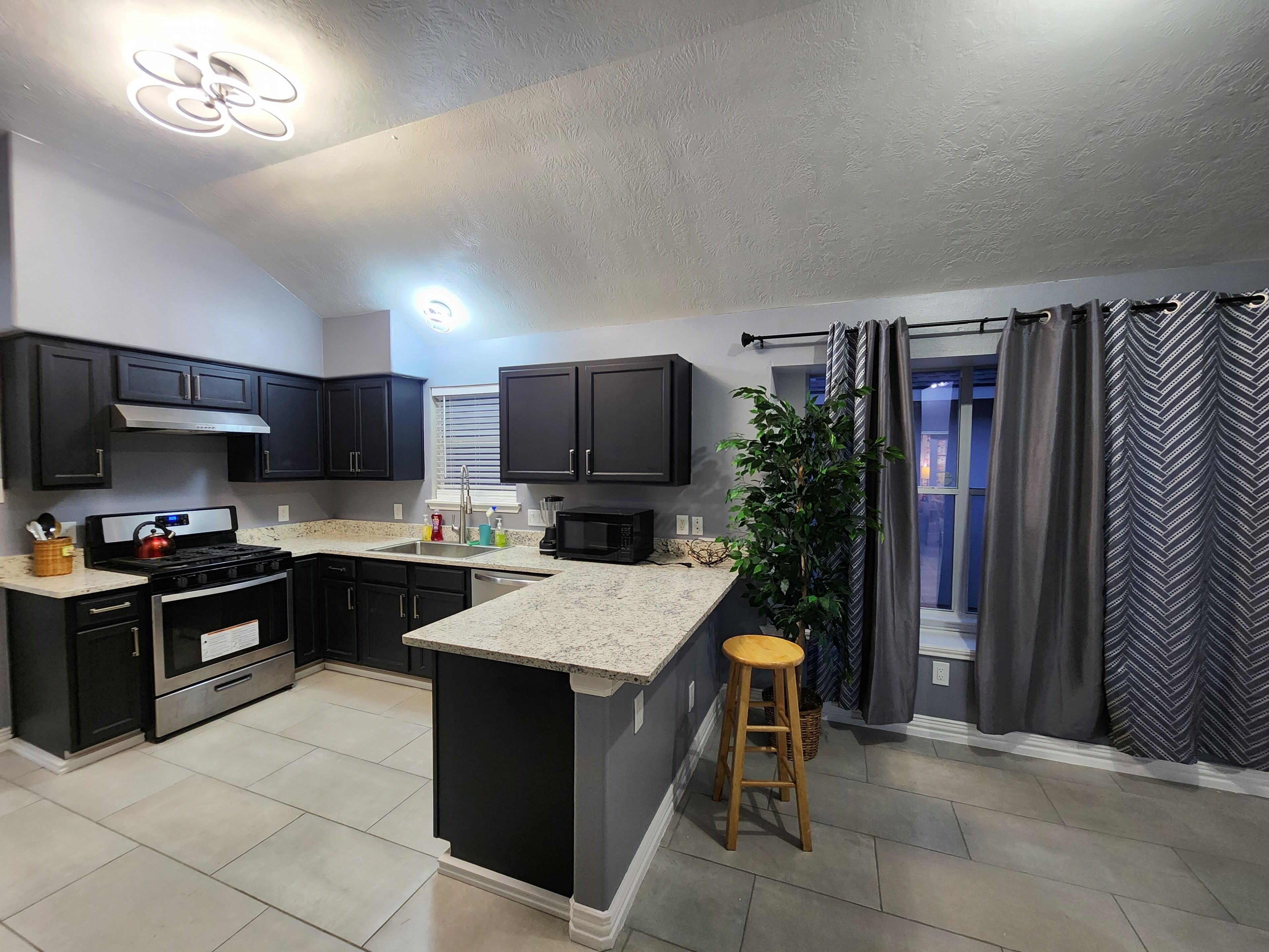 Amazing Location/Energy Corridor/Katy/Sugar Land