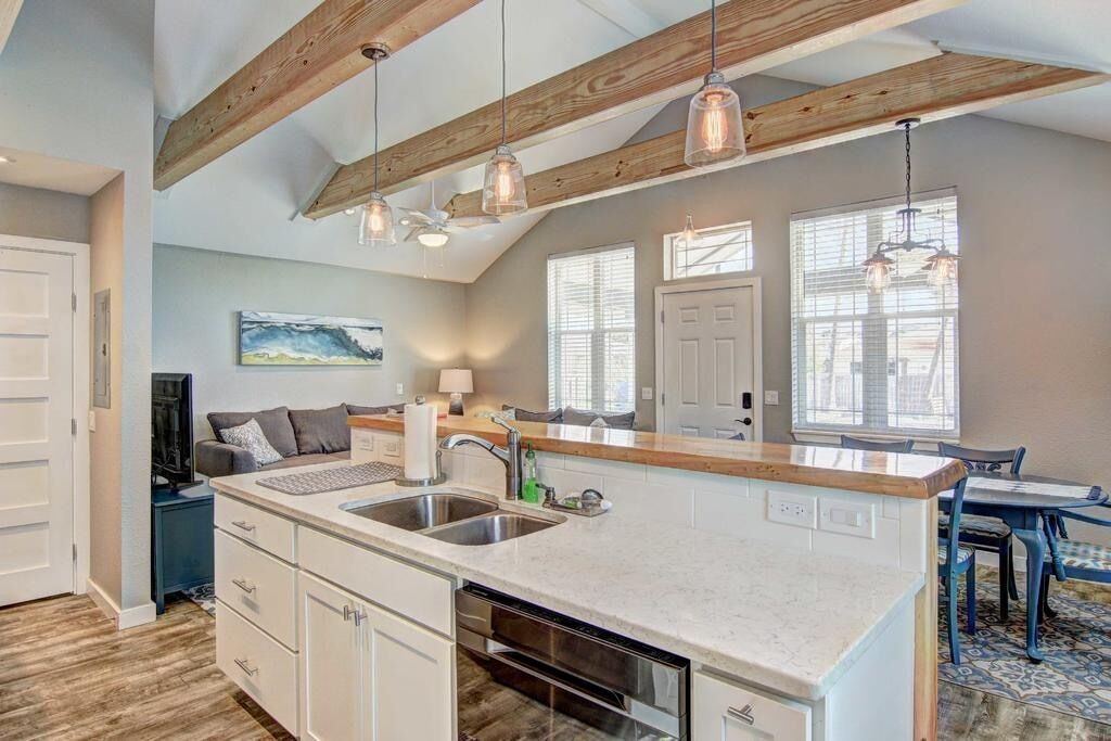 Main kitchen