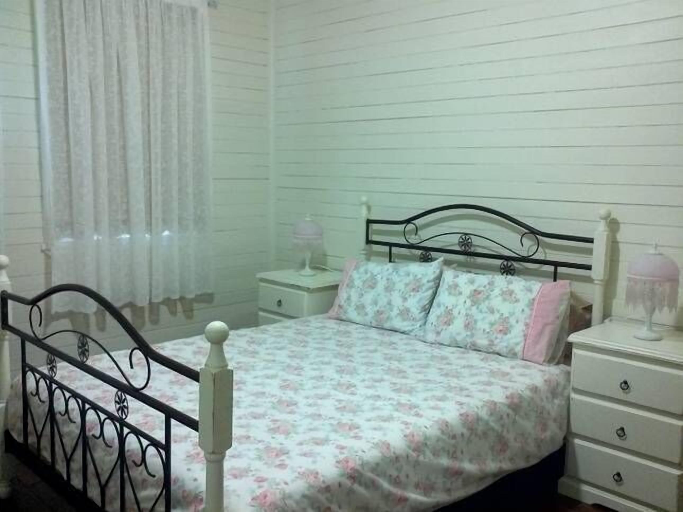 "Blue Hills Cottage"